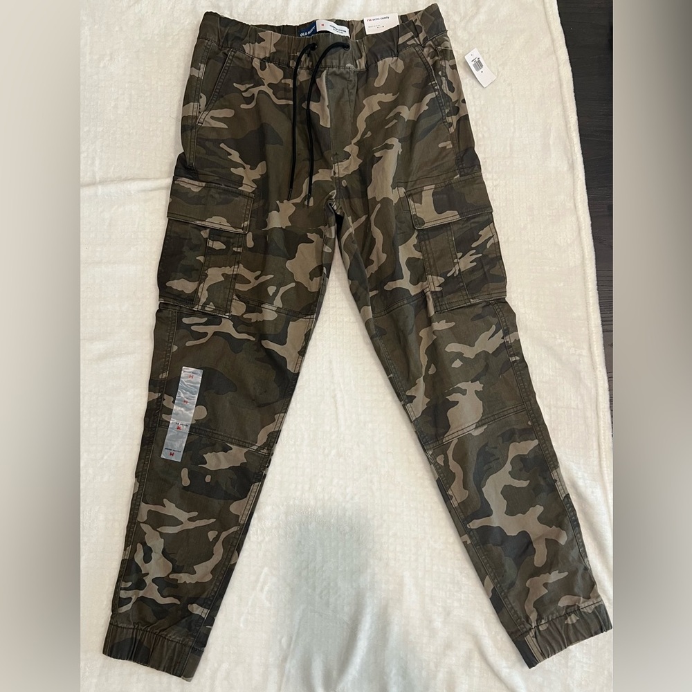 Old Navy Men's Camouflage Joggers